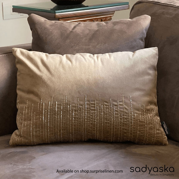 Sadyaska - Decorative Grandeur Velvet Pillow Cover (Champagne)