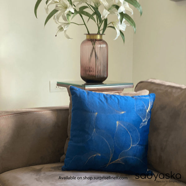 Sadyaska - Decorative Leaf Velvet Cushion Cover (Navy)