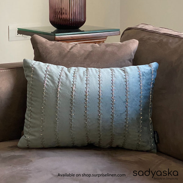 Sadyaska - Decorative Sky Light Velvet Pillow Cover (Powder Blue)
