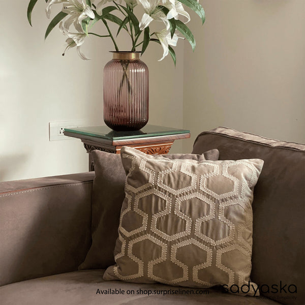 Sadyaska - Decorative Honeycomb Velvet Cushion Cover (Cinnamon)
