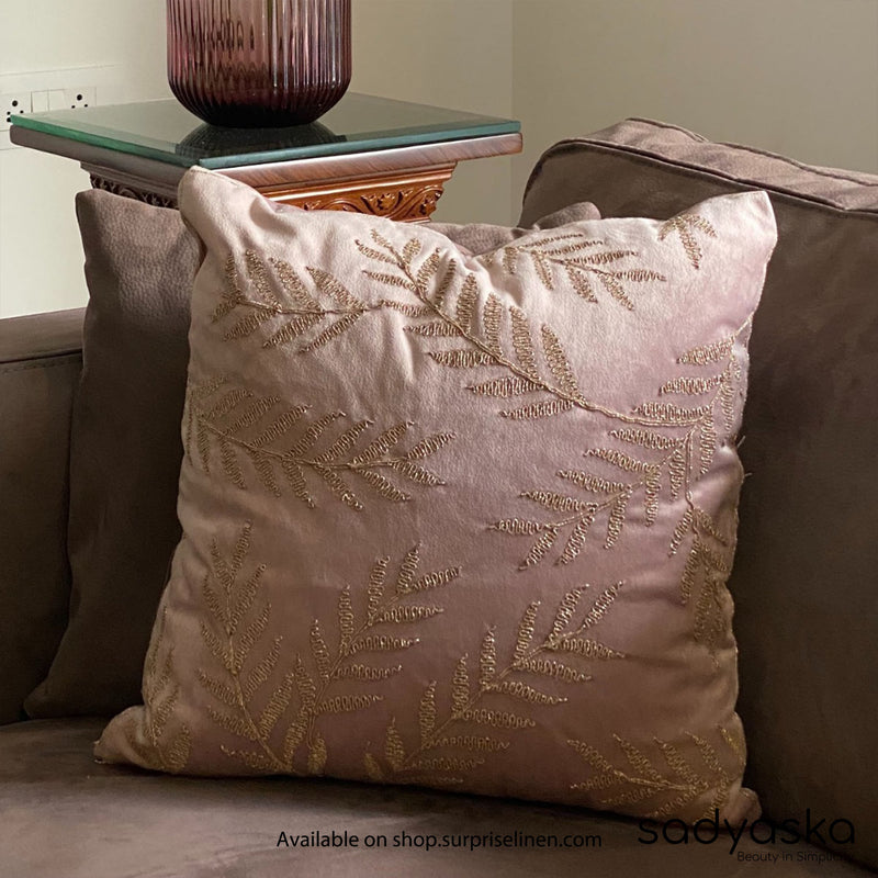 Sadyaska - Decorative Frond Velvet Cushion Cover (Onion Pink)