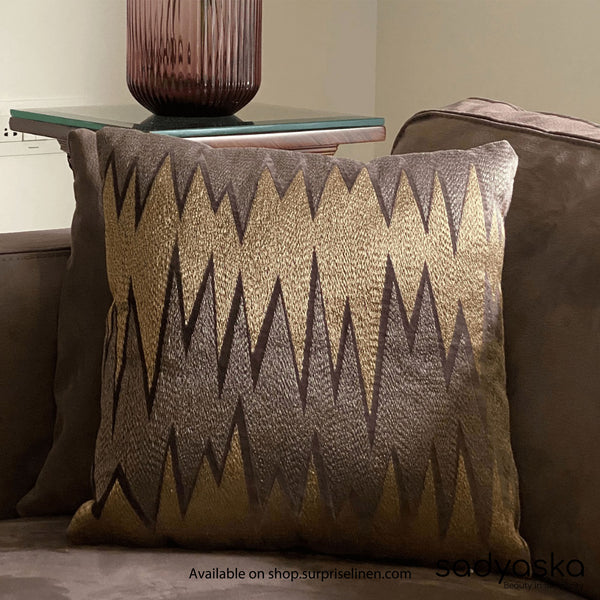 Sadyaska - Decorative Ditsy Velvet Cushion Cover (Mousse)