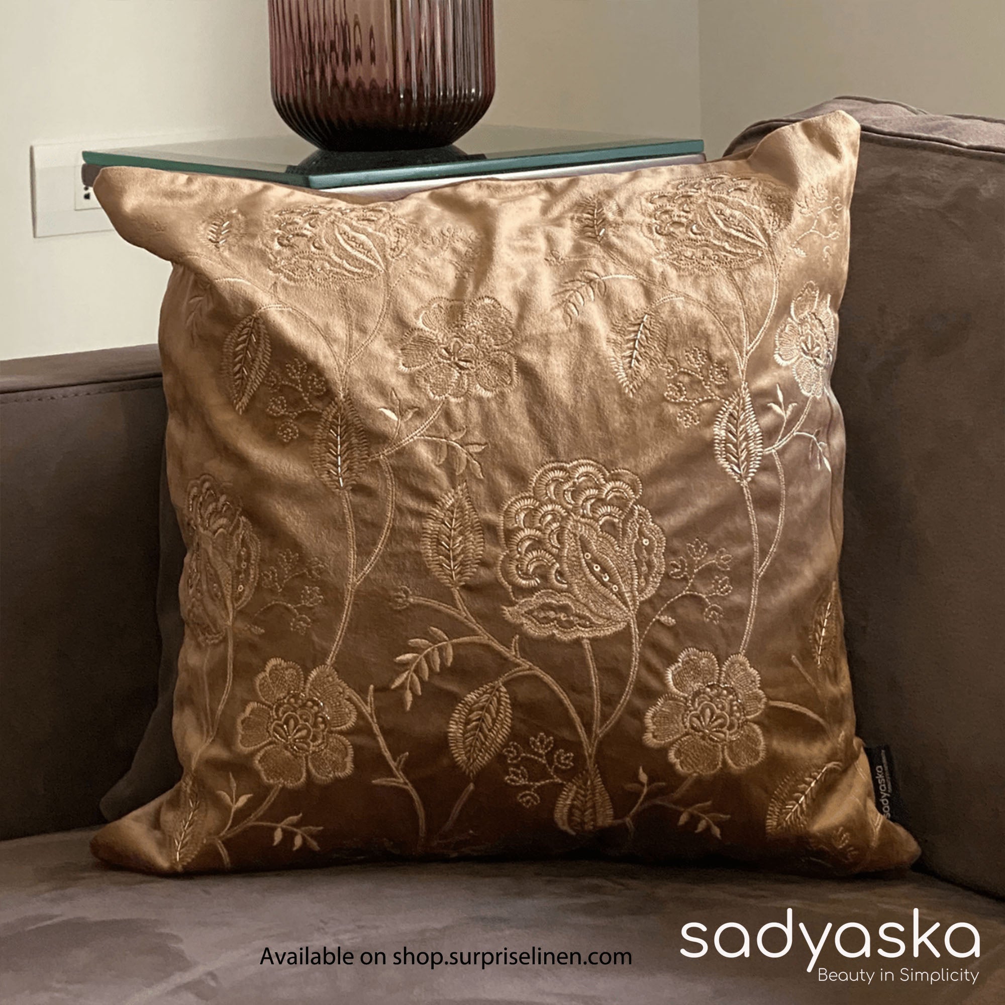 Sadyaska - Decorative Bloomy Velvet Cushion Cover (Camel)