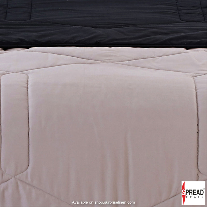 Spread Spain - Vibgyor Soft and Light Weight Microfiber Reversible AC Quilt/Comforter (Black/Grey)