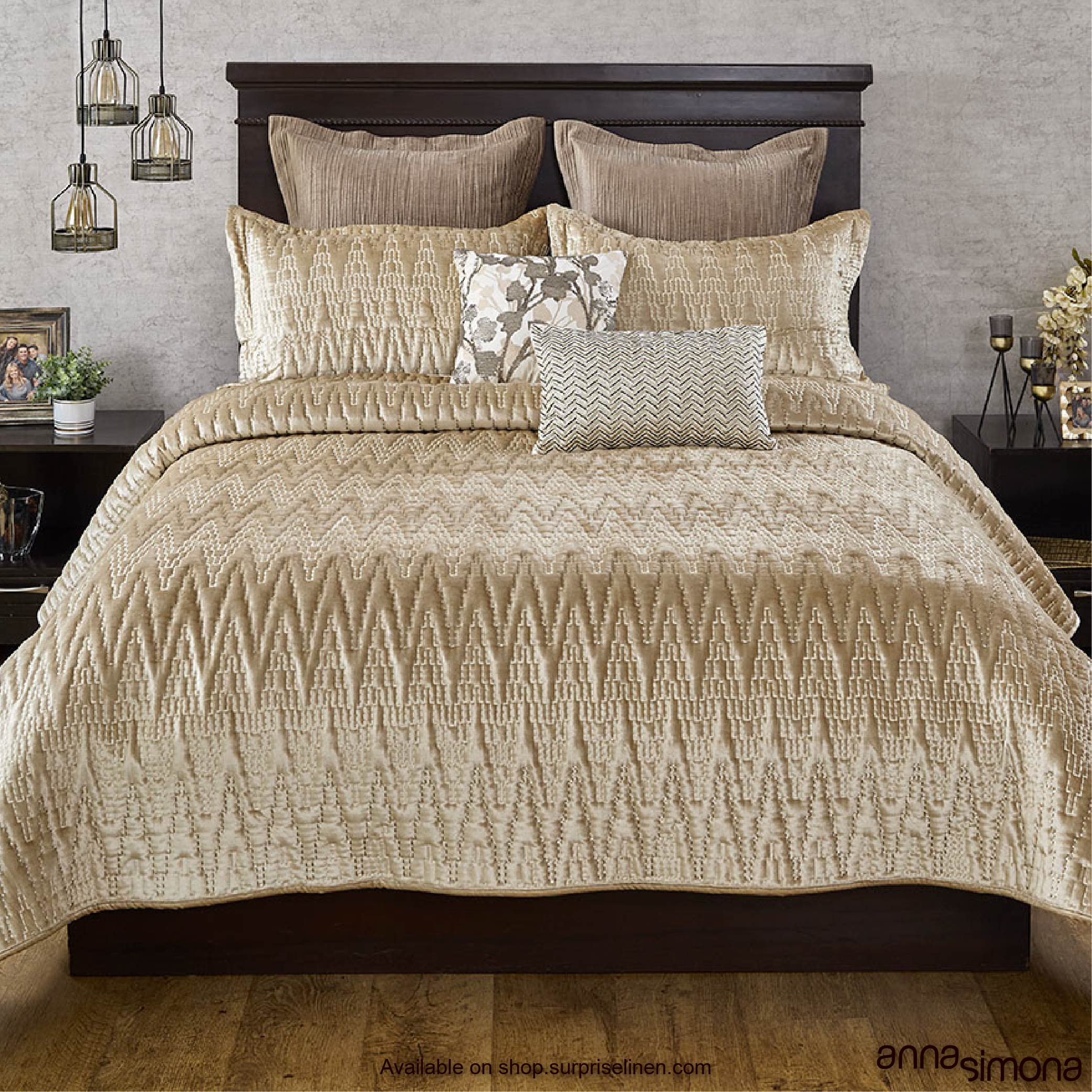 Anna Simona - Jazz 7 Pcs Velvet Bed Cover Set (Off White)