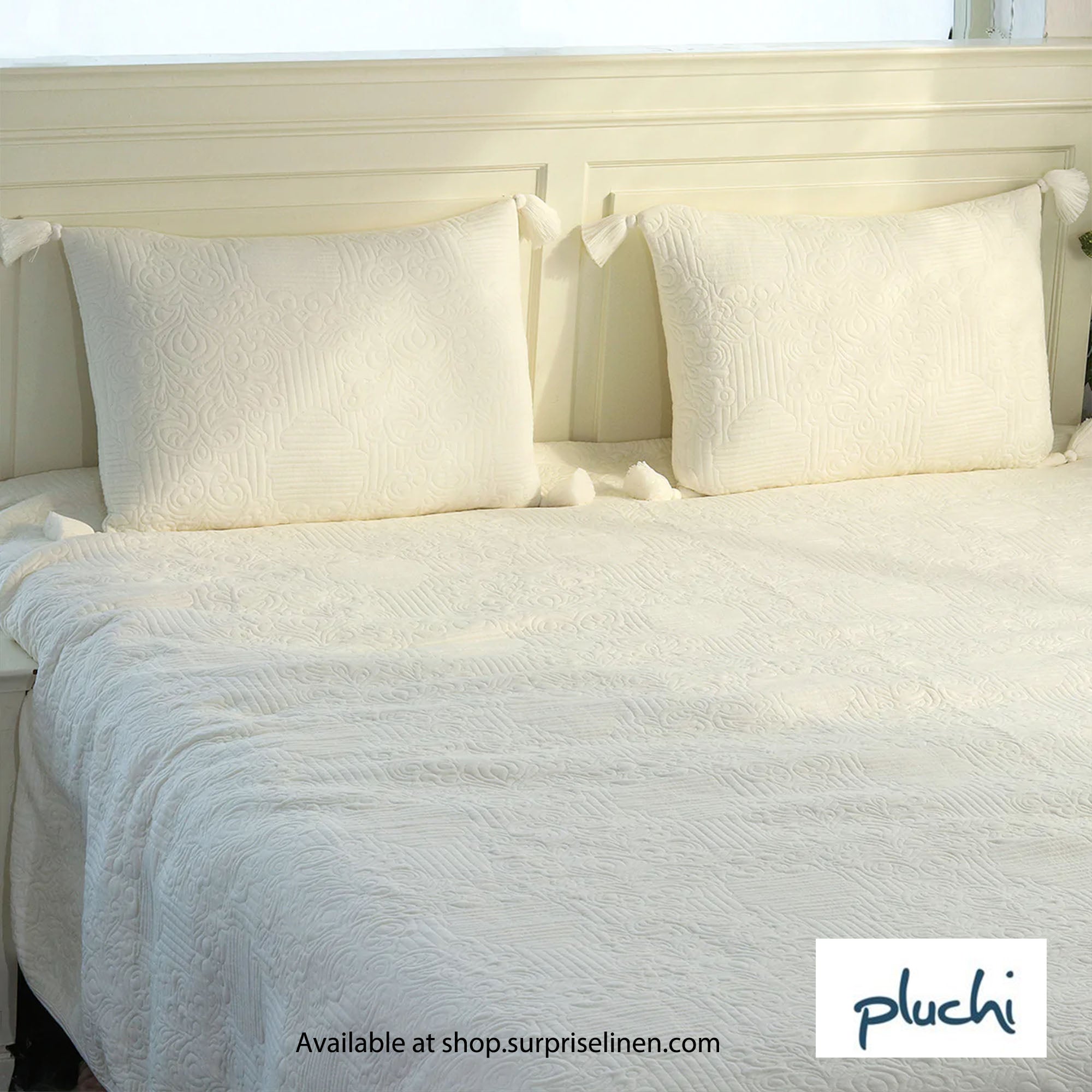 Pluchi - Antique 100% Cotton Knitted King Size 3 Pcs Bed Cover Set (Ivory)