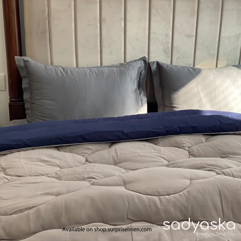 Sadyaska - Customisable Single Bed Reversible Quilt (Grey & Blue)